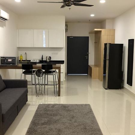A Suites - Atria Sofo Suites Petaling Jaya Eksteriør billede