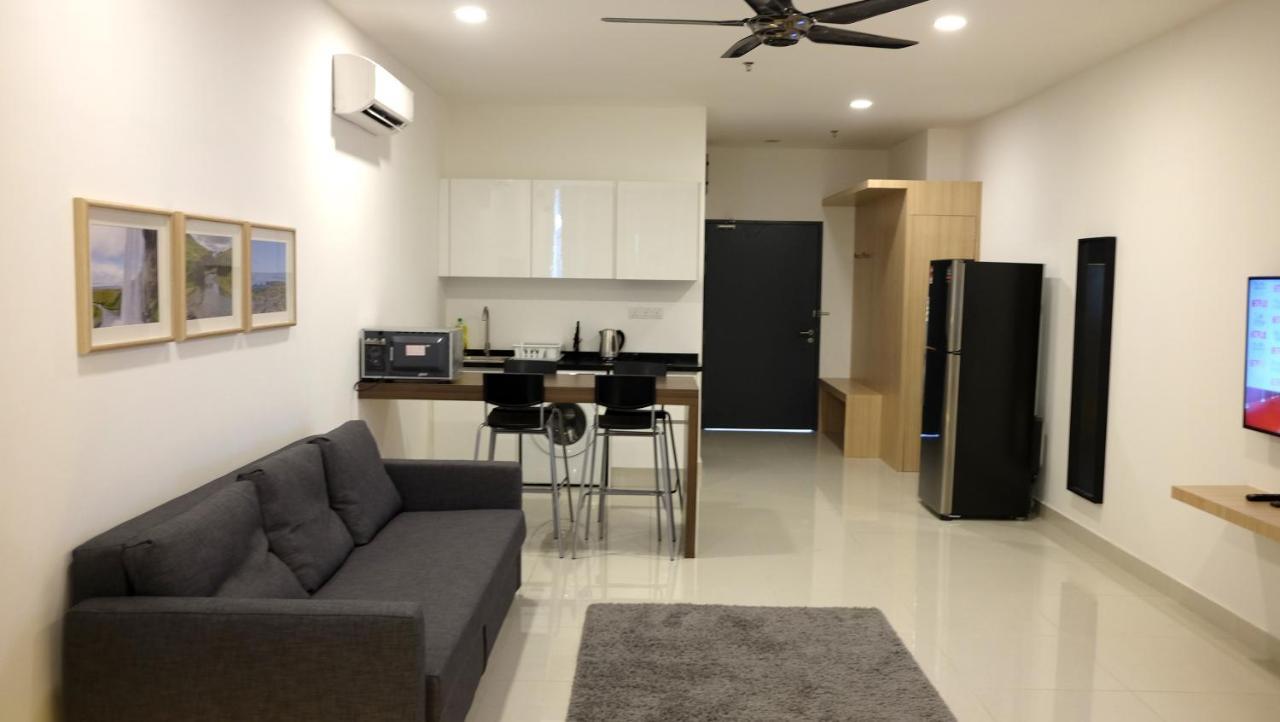 A Suites - Atria Sofo Suites Petaling Jaya Eksteriør billede